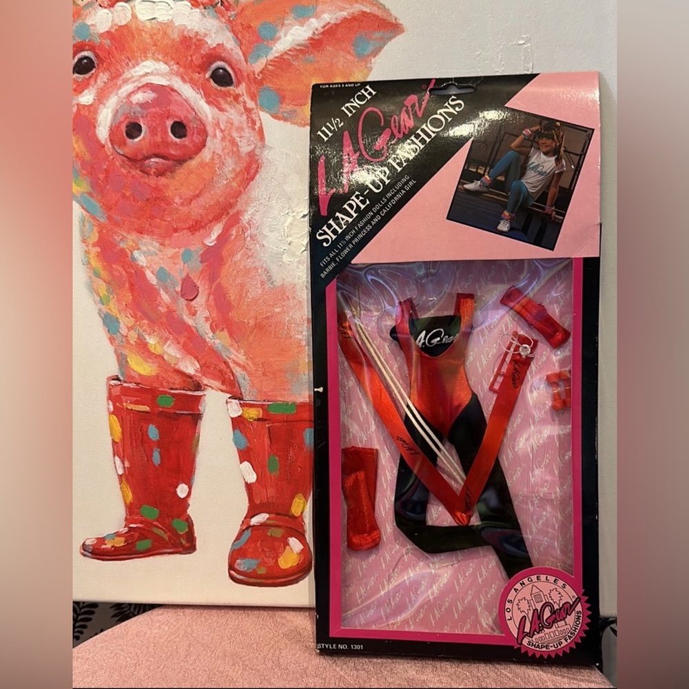1985 NIB 11 1/2 inch LA Gear Shape Up Fashions Style No 1301 Red leotard